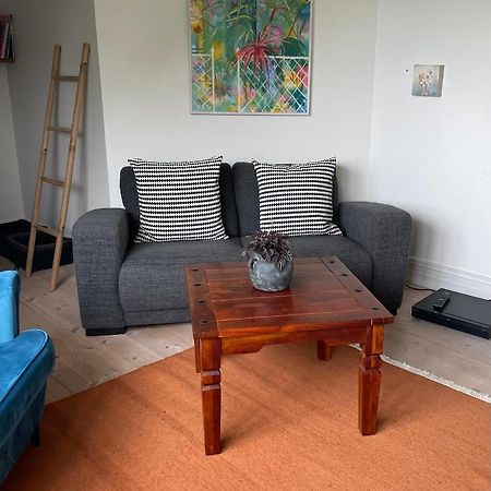 Dobbeltvaerelse I Smuk Palaevilla Stenstrup Exterior foto